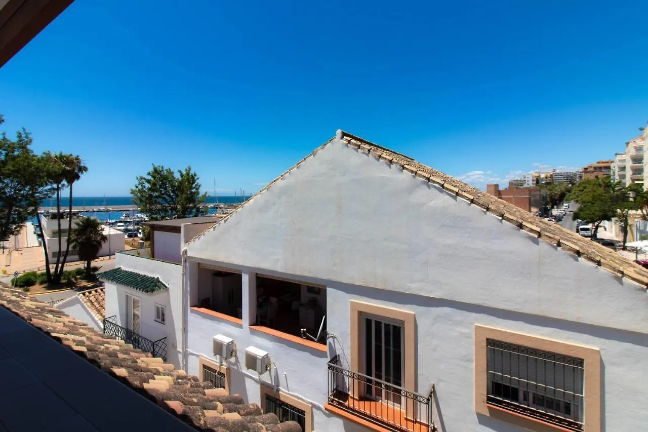 Guest house Room In Guest Room - Private Room In The Fishing Port Of Marbella